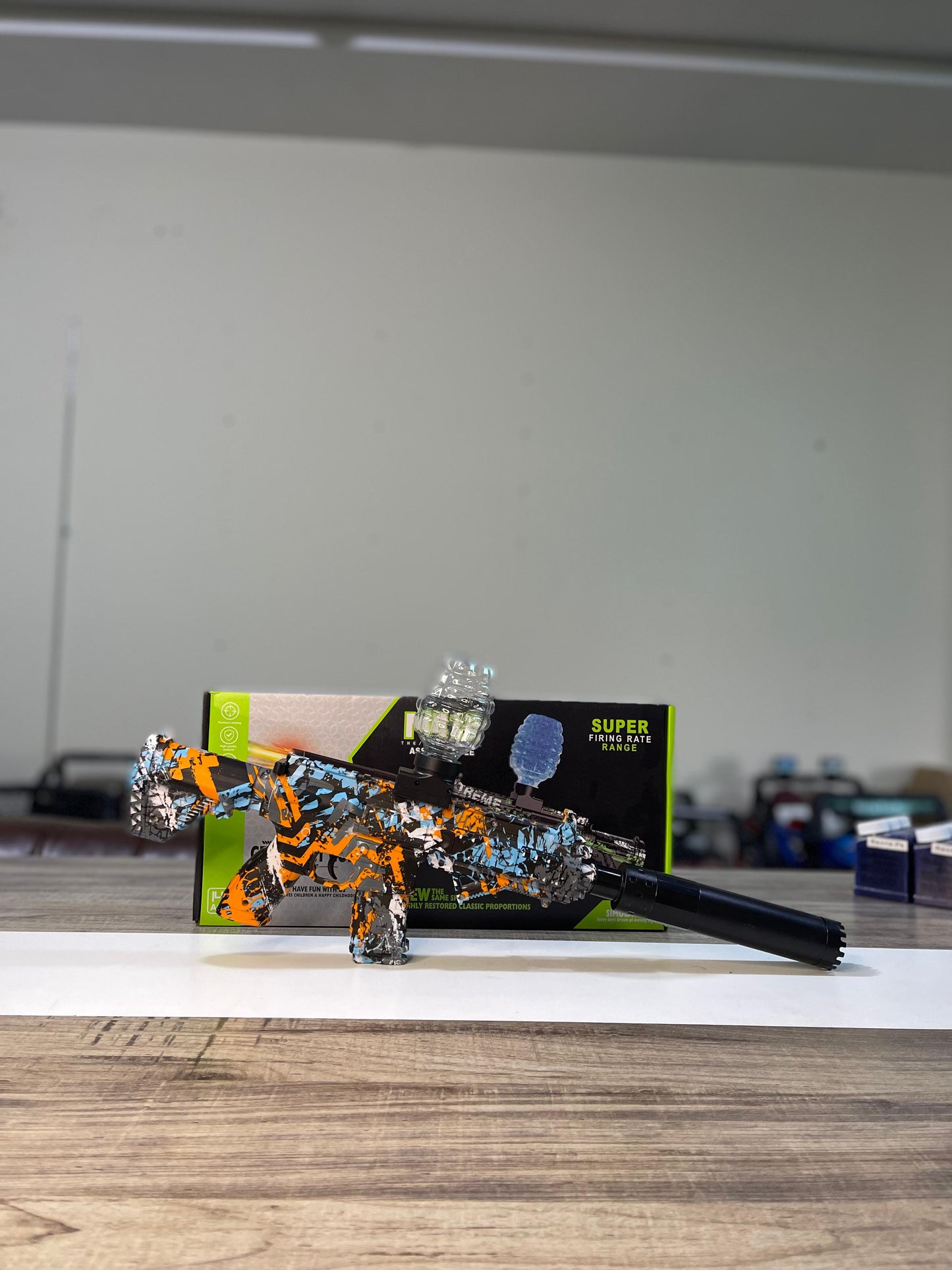 Electric Full - Automatic Gel Bullet Gun - Easy to Use and Play - Full Automatic