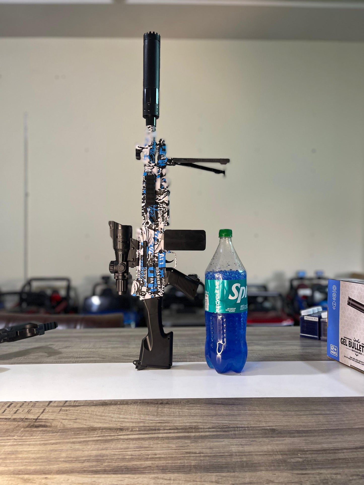 Electric Full - Automatic Gel Bullet Gun - Easy to Use and Play - Full Automatic